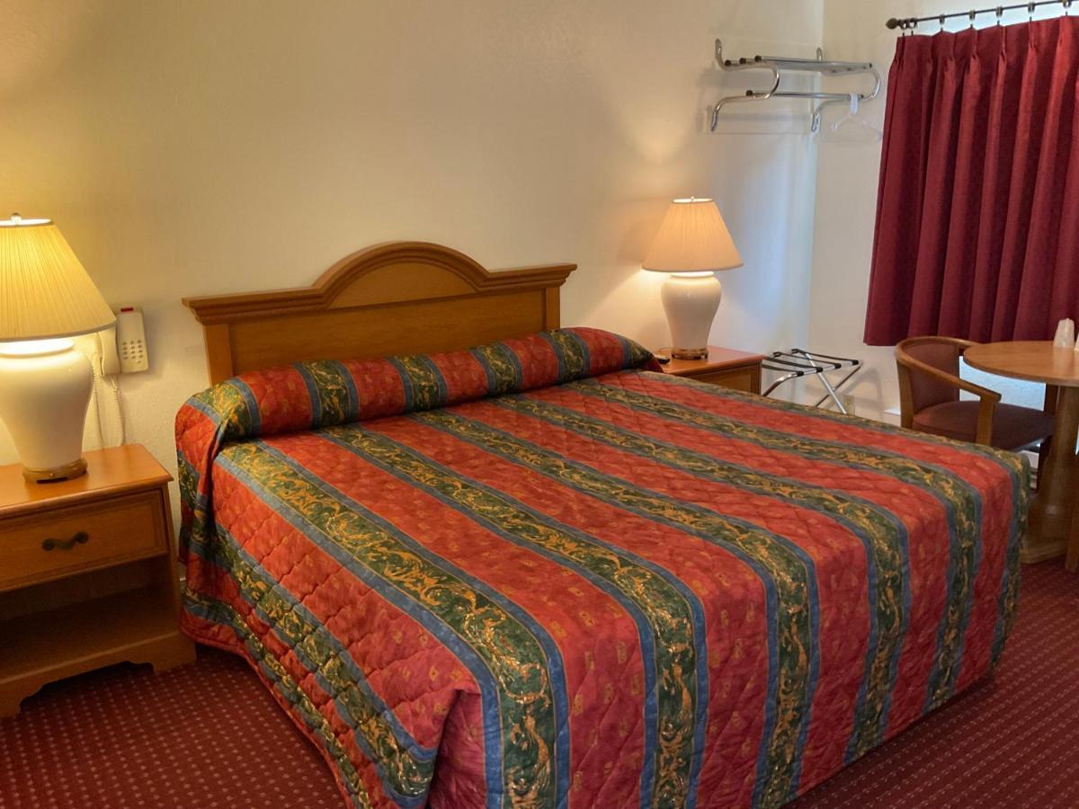 Front Street Inn 크레센트시티 외부 사진